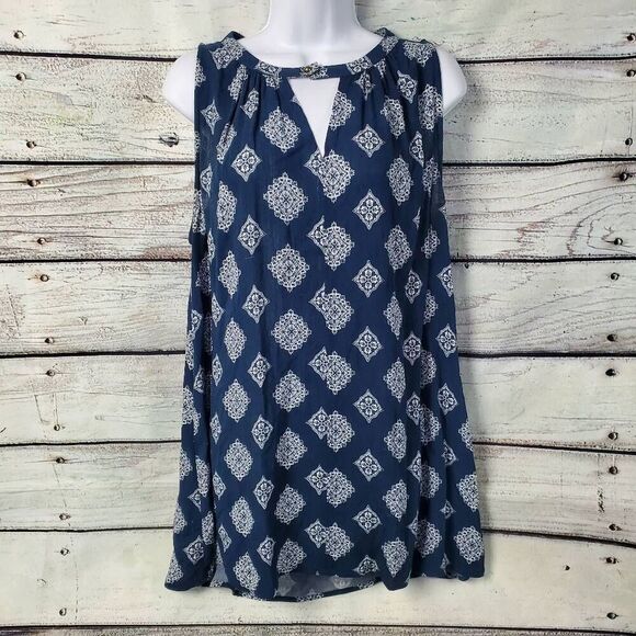 Daytrip Sleeveless Blouse Women’s Medium Blue White Boho Print Keyhole Tank Top - Picture 1 of 6